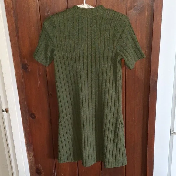 Bonnie Jean Green Ribbed Sweater Dress Juniors Sz 16 - Picture 2 of 5